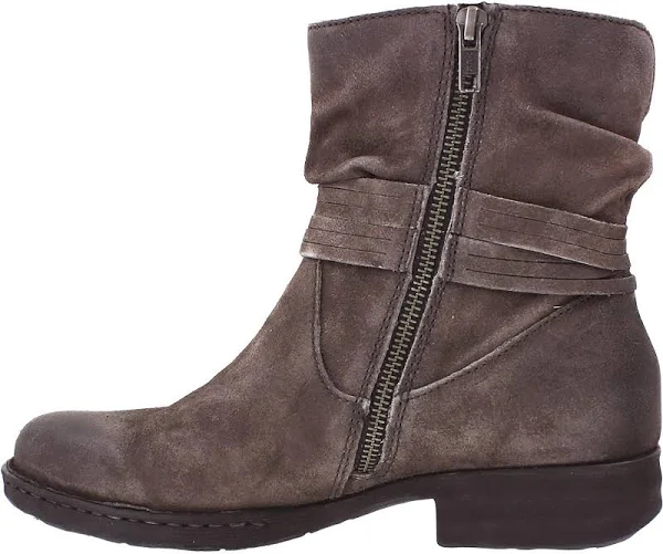 Born Womens Cross Boot